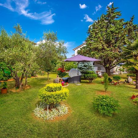 Garden Paradise App Sveti Vid-Miholjice Luaran gambar