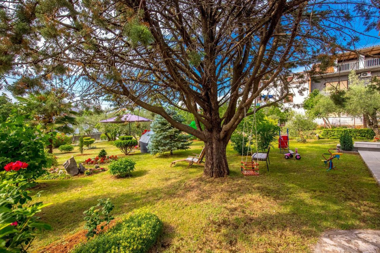 Garden Paradise App Sveti Vid-Miholjice Luaran gambar